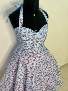 Vestido Hello Kitty na internet