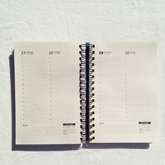 Agenda 2 días por páginas/ Tapa Dura Ring Wire/ MODELO 236/ MoMA BLACK ⬛⬜