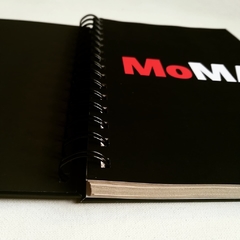 Agenda 2 días por páginas/ Tapa Dura Ring Wire/ MODELO 236/ MoMA BLACK ⬛⬜ - 1920®objetos de diseño 