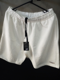 BERMUDA DE MALHA ROFHER CREME OFF WHITE COMFORT