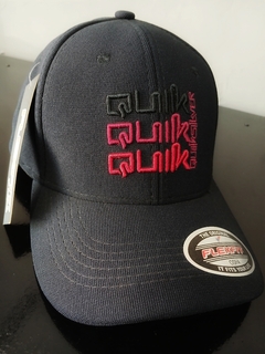 Boné Preto Fechado Marca Quik S
