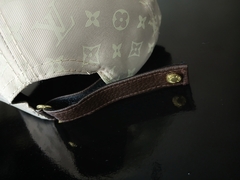 Boné Griff Luxo Edição Especial Aba Exclusiva L-V na internet