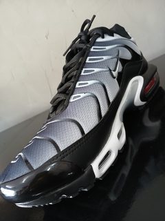 Tênis NIKE TN Linha Super Premium Tecnologia e Estilo - comprar online