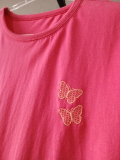 Blusinha de Malha Rosa detalhe Bordado na internet