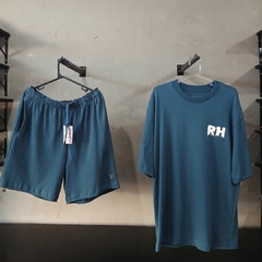 Conjunto Camiseta Over Size, Bermuda de Malha Street, Estampa contemporânea. - Camisetas Party