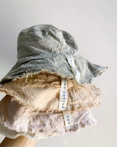 BUCKET HAT ( pre order )
