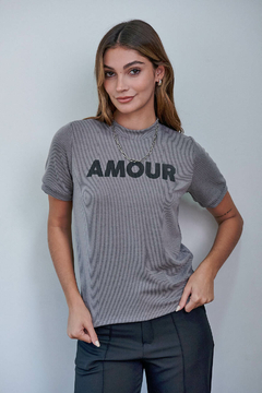 Remera Amour