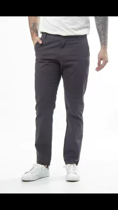 H Pantalón clásico corte chino - comprar online
