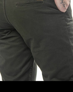 H Pantalón clásico corte chino -MINORISTA en internet