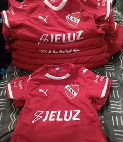 Camiseta INDEPENDIENTE off% en internet