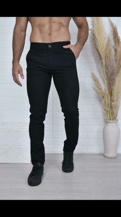 Imagen de H Pantalón Semi chupin corte chino TUPE - MINORISTA