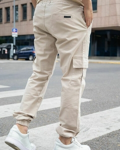 Jogger de Gabardina Q - MINORISTA en internet
