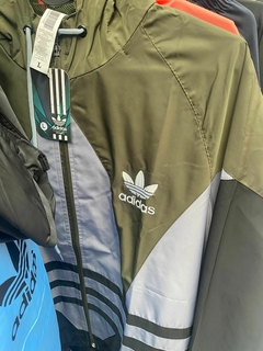 CAMPERA ROMPE VIENTO combinada