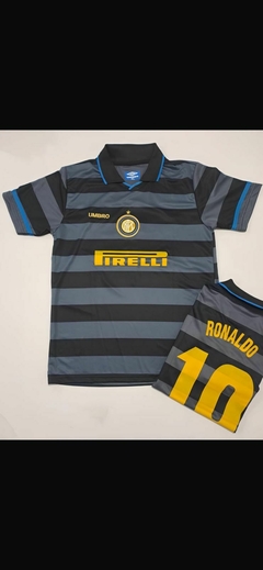 Camiseta RETRO INTER MILAN RONALDO - comprar online