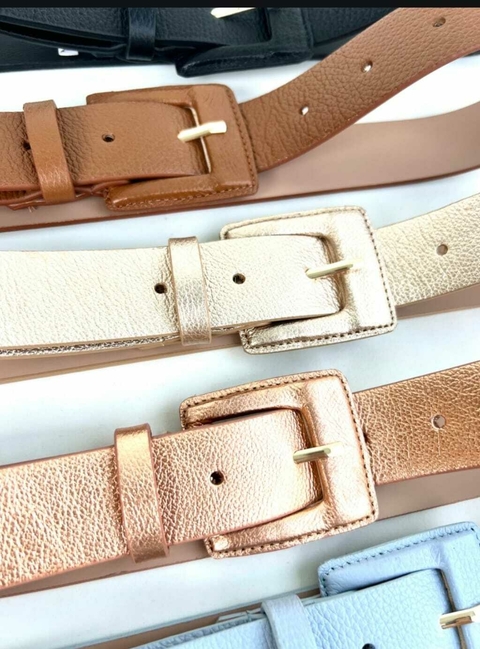 CINTO DORA COM FIVELA ENCAPADA RETANGULAR