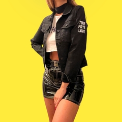 CAMPERA TIME FATE LOVE - comprar online