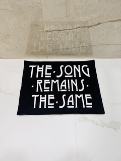 ALFOMBRA DE BAÑO HOUSES OF THE HOLY - comprar online