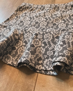 Pollera B/W Roses - comprar online