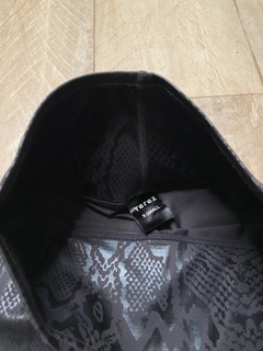 Calzas Obsidian Snakeskin en internet