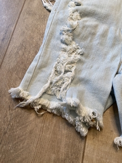 Imagen de Bermuda Short Distressed