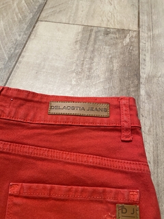 Shorts Red Boom en internet