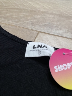 Blusa Teele en internet