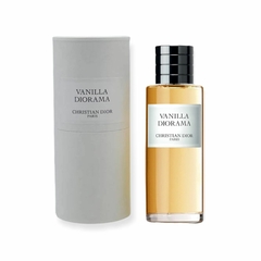 LACRADO - Vanilla Diorama - Linha Exclusiva - DIOR - comprar online