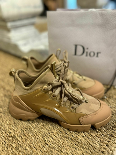DIOR