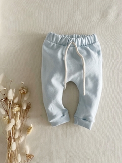 Imagen de Box de bienvenida “todo el amor del mundo”celeste