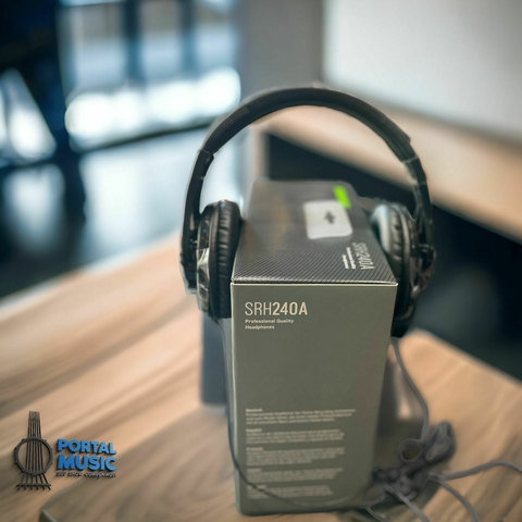 Fone de ouvido over-ear Shure SRH240A preto