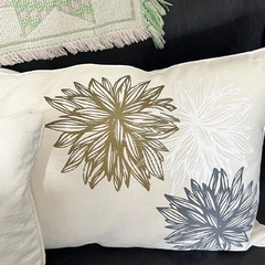 ALMOHADONES BLOSSOM en internet
