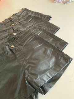 Imagen de Short de jean engomado OFERTA