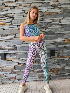 Musculosa U en internet
