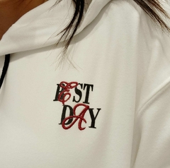 25/2317 Buzo Darlom Best Day c/Bordado en internet