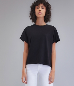 Blusa Essencial Bia - Loucas e Santas