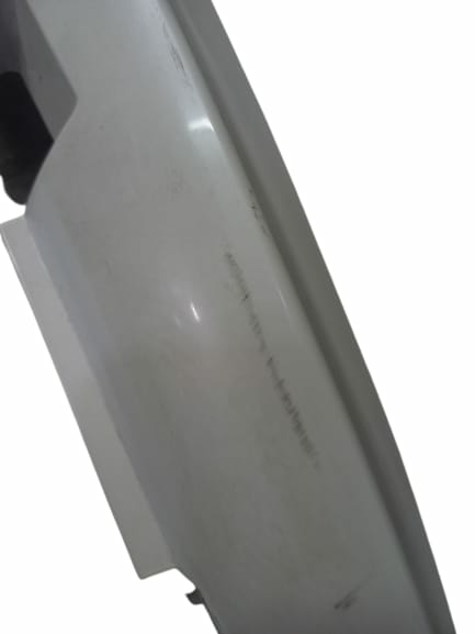 COBERTOR TRASERO DERECHO BLANCO CON DETALLES Keeway