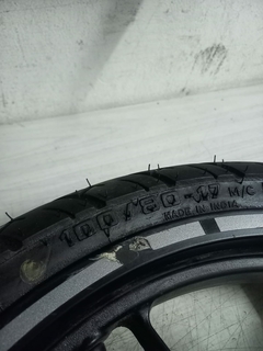 RUEDA DELANTERA CON DISCO Bajaj - Repuestos Originales