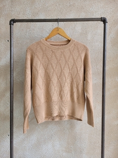 #1006 SWEATER ROMBO CON PUÑO - tienda online
