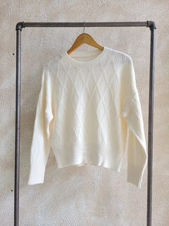 #1006 SWEATER ROMBO CON PUÑO