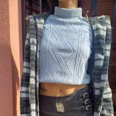 POLERA C/TRENZAS MILLIE en internet