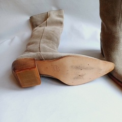 Imagen de BOTAS ALTAS GAMUZA CUTYLA