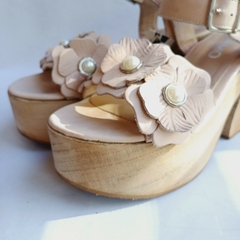 SANDALIAS PLATAFORMA Y PERLAS VIAMO en internet