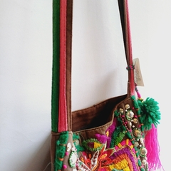 MORRAL TEJIDO PIEDRAS EXPRESSIONES NYC - Feria La Polilla