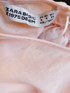 Imagen de BLUSA C/ARGOLLAS ZARA