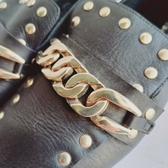 Imagen de ZAPATOS CON TACHAS MAGMA