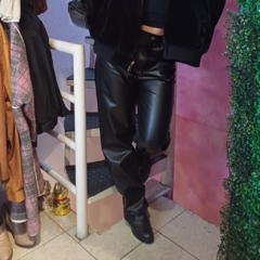 PANTALON ENGOMADO ZARA en internet