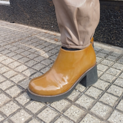 BOTINETAS PLATAFORMA MISHKA - Feria La Polilla