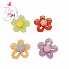 Aplique de Resina Flor Vazada - comprar online