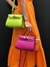 Bolsa Mini Cinthia na internet