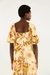 Blusa Estampada Romance De Flor na internet